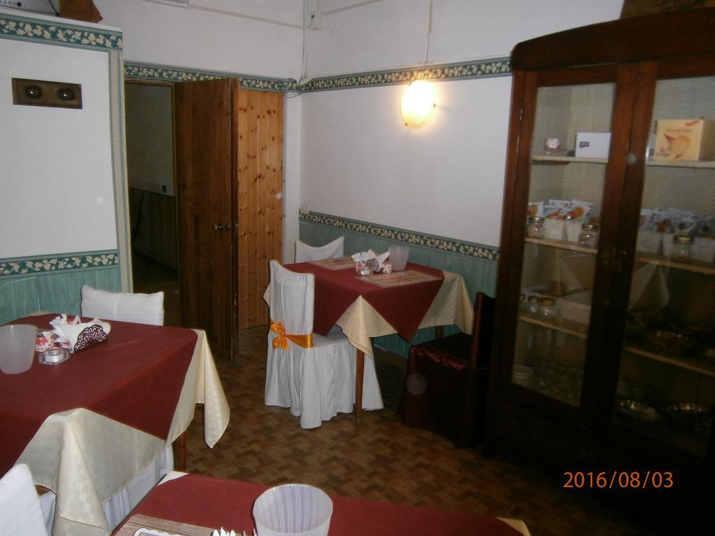 Albergo Il Cantuccio Bolano Exterior foto